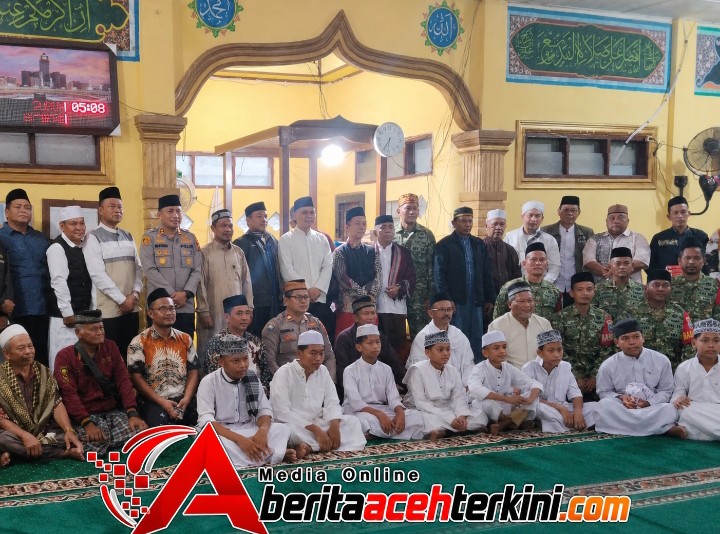 Ustadz Armentoni, Anggota PWI Aceh Tenggara Aktif Subuh Keliling dan Jumat Curhat