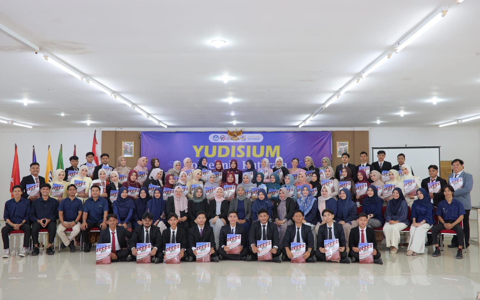 61 Mahasiswa Politeknik Kutaraja Yudisium Tahun Akademik 2025-2026